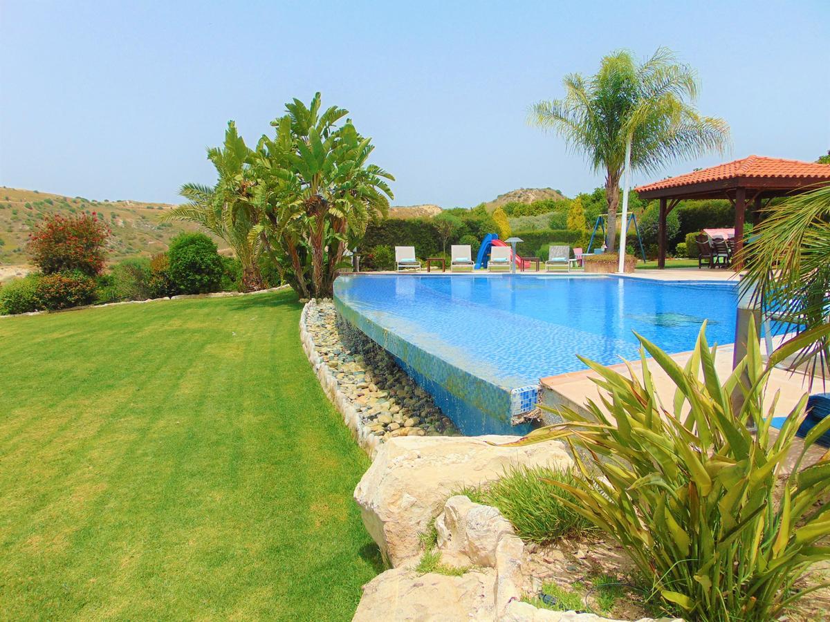Golden Valley Villa Skoulli 外观 照片