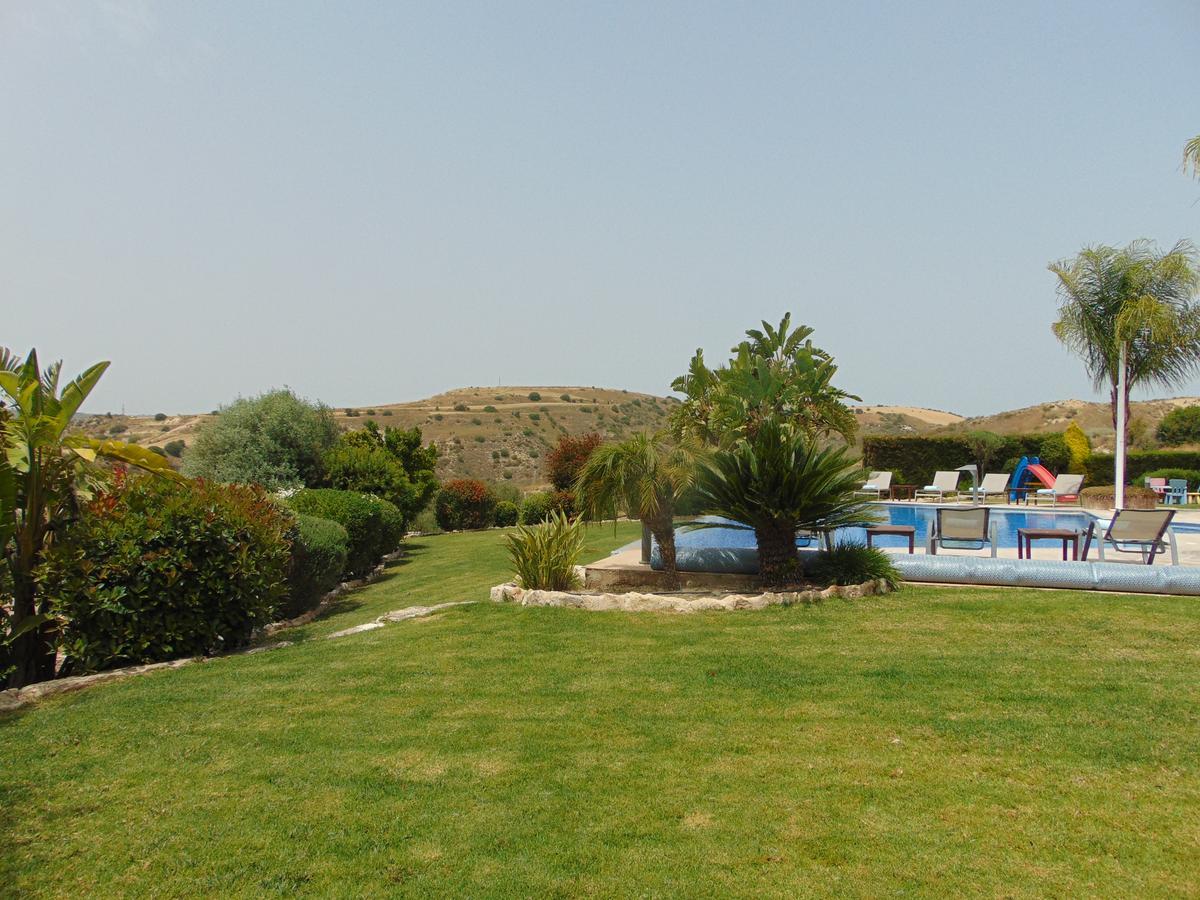 Golden Valley Villa Skoulli 外观 照片
