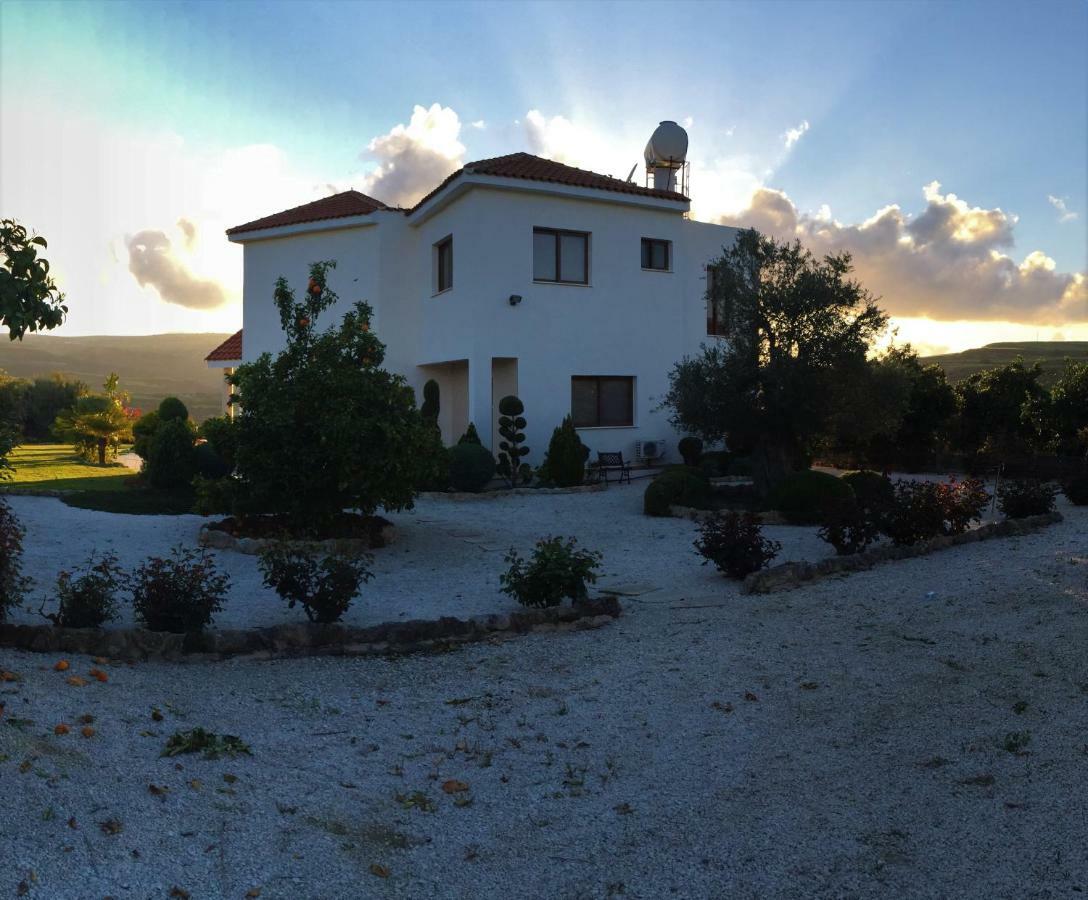 Golden Valley Villa Skoulli 外观 照片